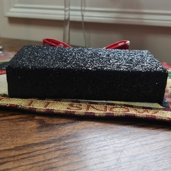 Authentic Minnie Mouse Kate Spade NY Crossbody Clutch NWTs - Picture 6 of 12